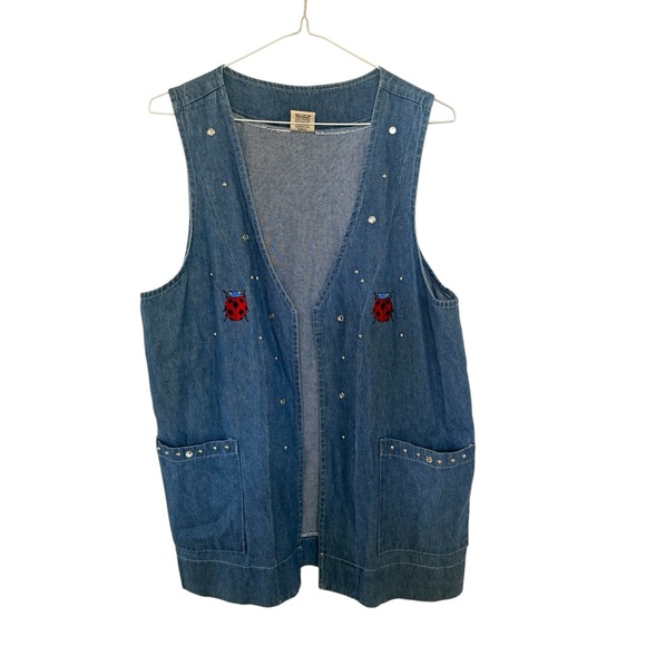 Vintage Jackets & Blazers - Vintage Cactus Women’s Blue Denim Vest Open Front Size Small Ladybug Studs Beads